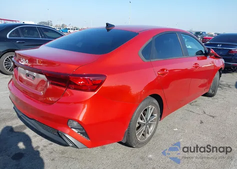 2023 Kia Forte Lxs z USA, uszkodzony, nr VIN 3KPF24AD1PE507133